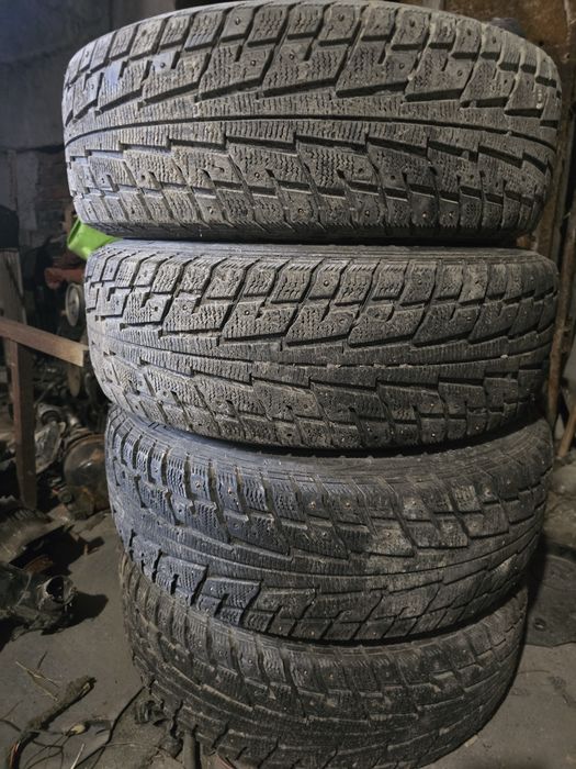 Диски с резиной на ниву
