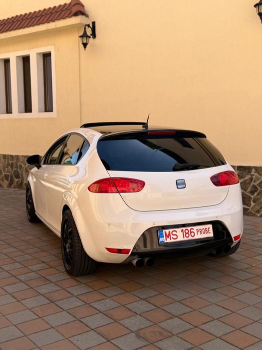 SEAT Leon FR 211 cp 2.0 TFSI