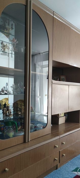 Стенка в гостиную