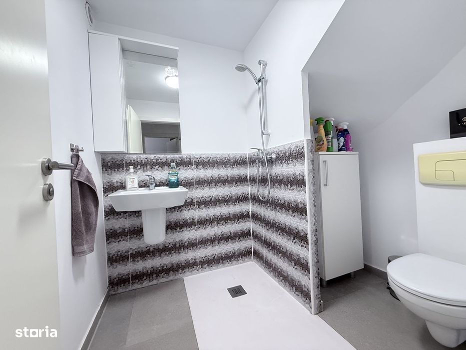 Casa premium de vanzare in complex Ambasador