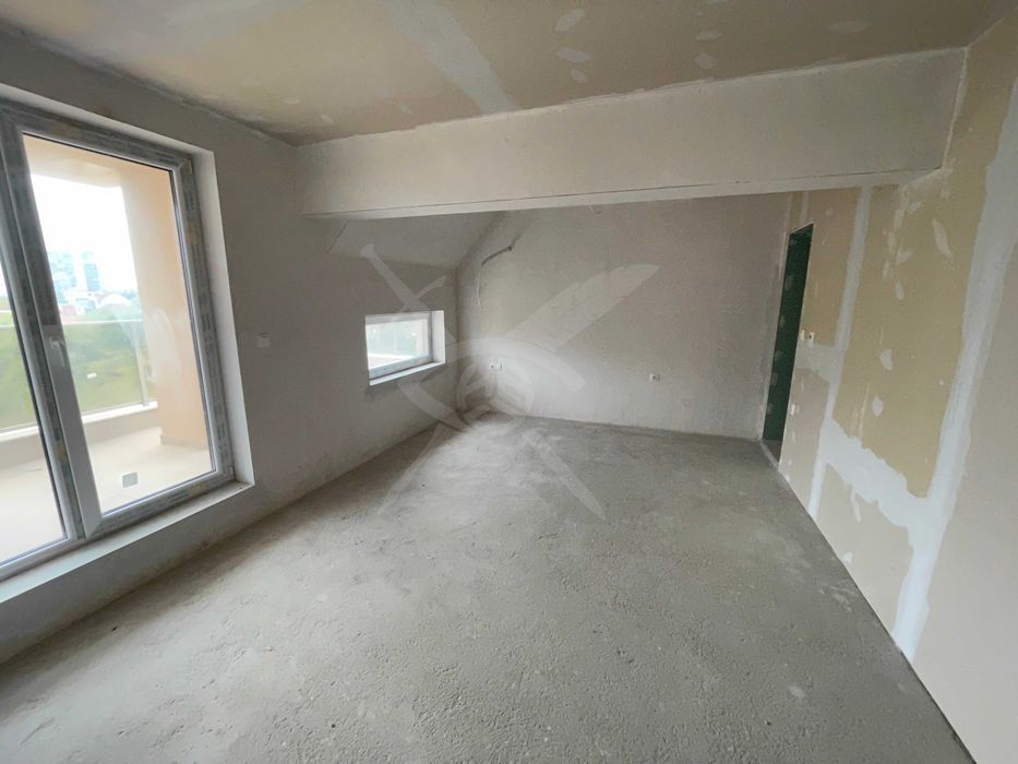 Продава се Мезонет в Пловдив, Кючук Париж - 207 кв.м за 1130 €/кв.м - Снимка #1