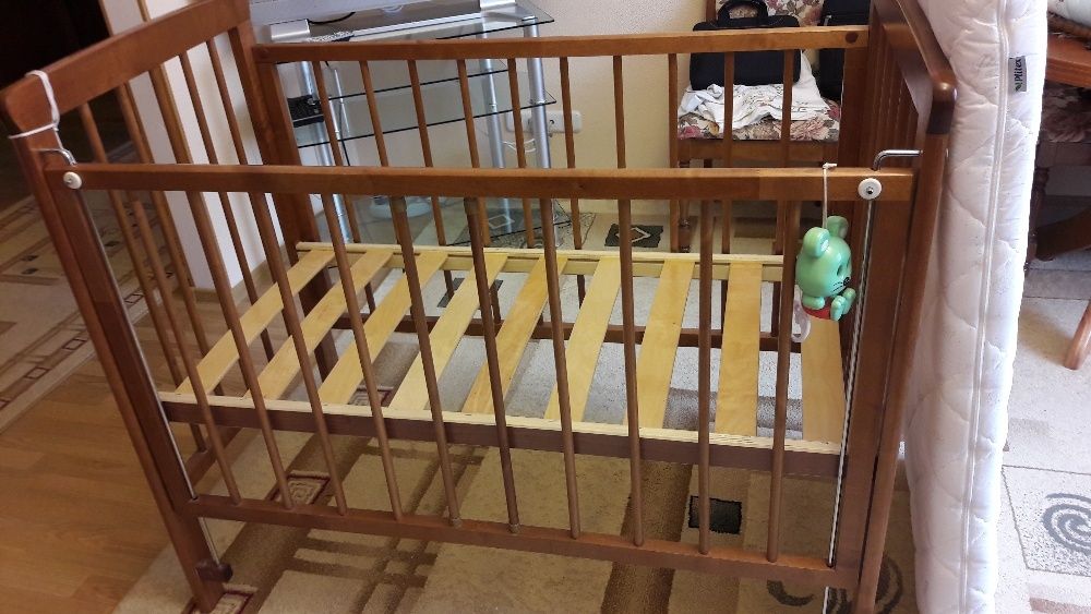 Продам детскую кровать