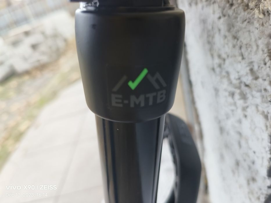 Вилка RockShox 35 Gold RL 29" DebonAir 140mm Boost 15X110mm