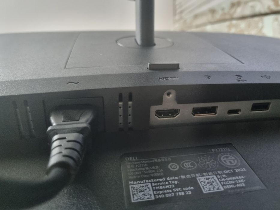 Монитор 27дюймов