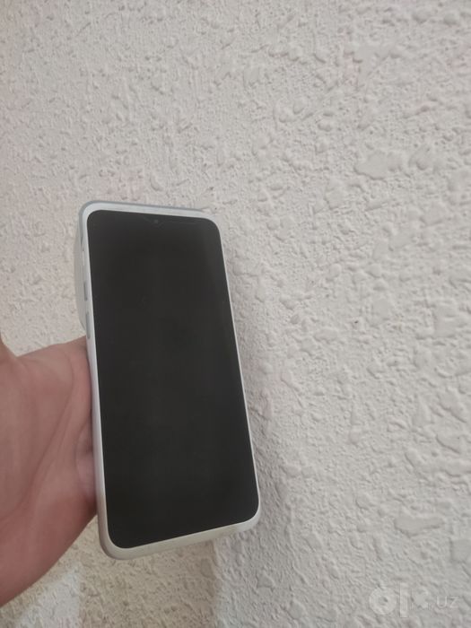Terminal sotiladi A pay p10