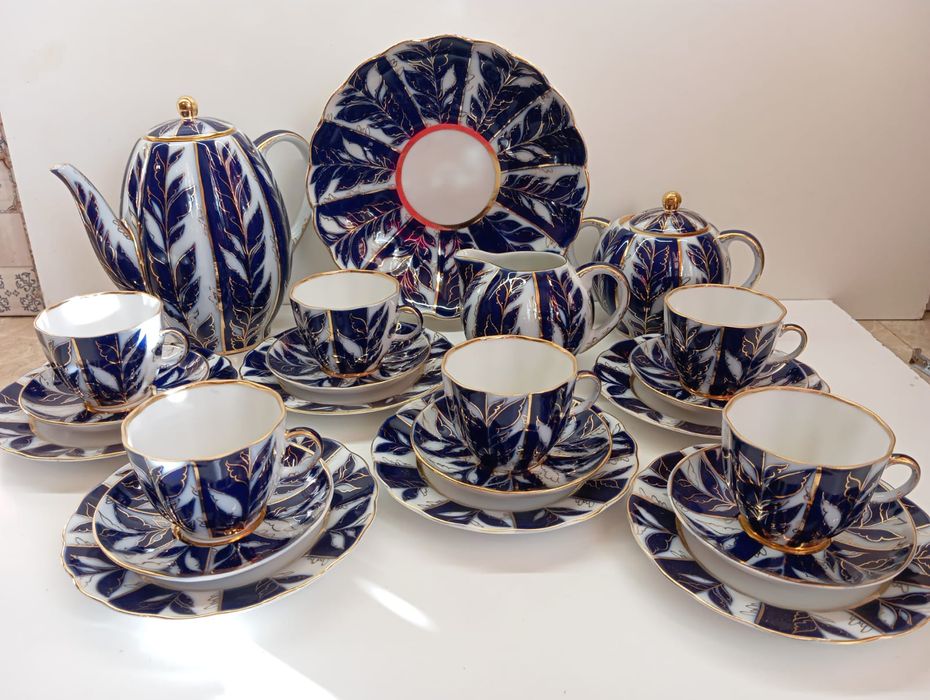 Руски порцелан. Сервиз.