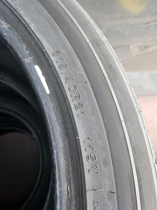 Гуми 315/40/21 2бр.