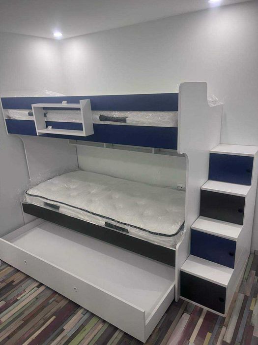 Двоетажно леглоо