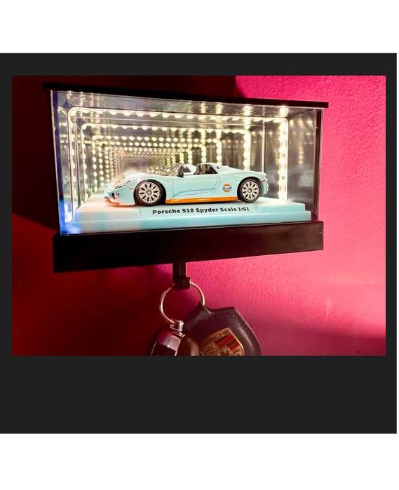 Suport chei tip garaj auto cu Oglindă LED Infinity pt Hot Wheels