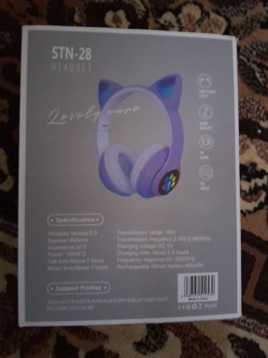 Продам наушник без проводной !