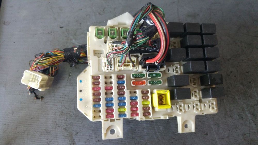 panou sigurante mitsubishi colt 1.5 dci 2002-2012 1791h0a1