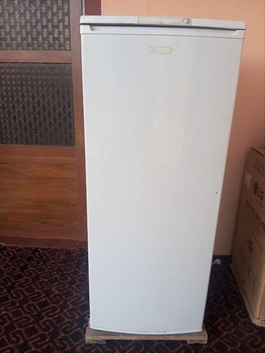 Холодильник Брюса российский  идеал холатда янгидай срочна сотилади