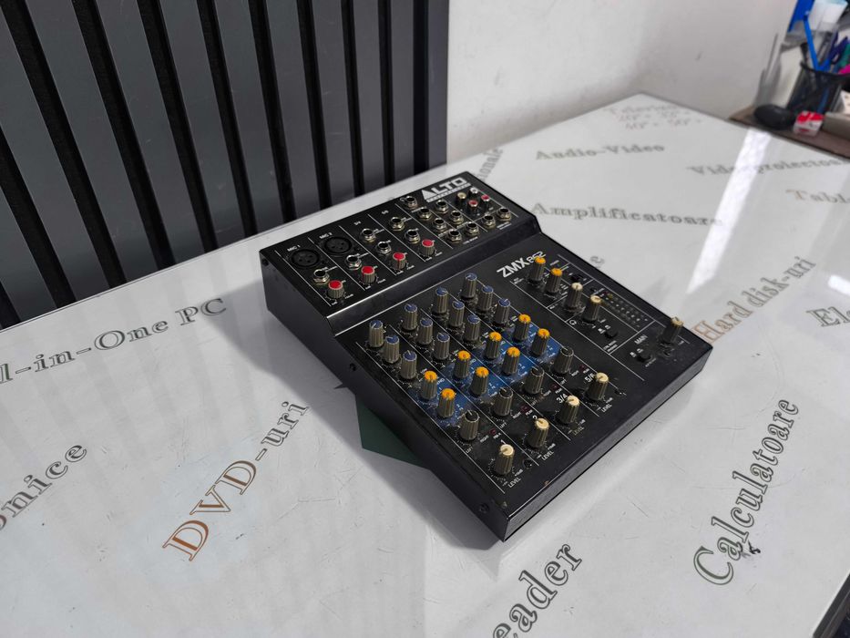 Mixer audio Alto Professional ZMX862 6 canale XLR phantom EQ
