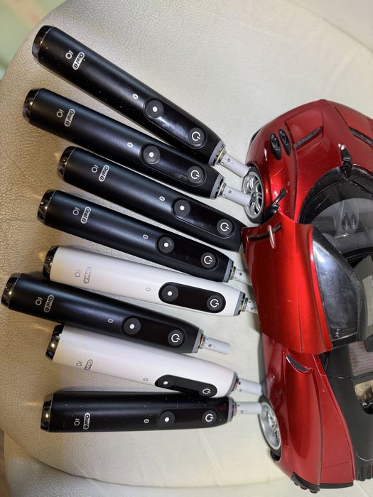 Periuta Oral B io9 Black