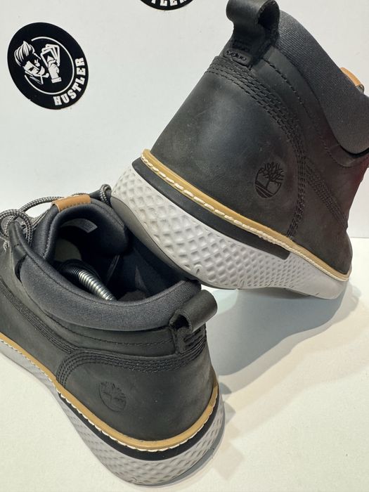 Обувки TIMBERLAND .Номер 43