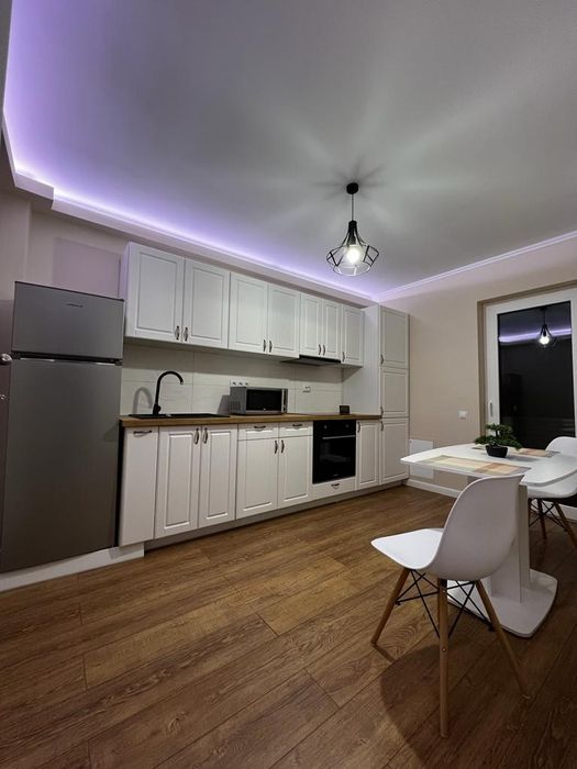 Inchiriez apartament în regim hotelier