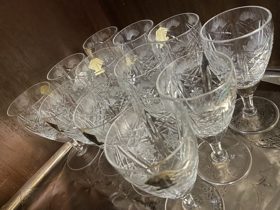 Хрустальная тортница и хрустальные фужеры