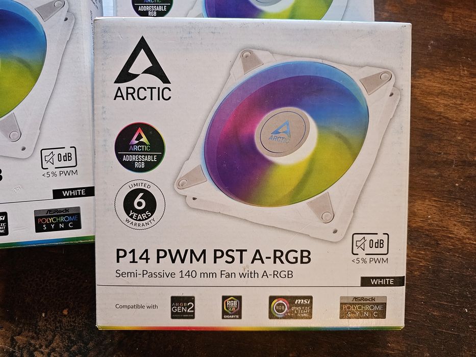 Arctic P14 PWM PST ARGB вентилатори Арктик 140мм  за компютър
