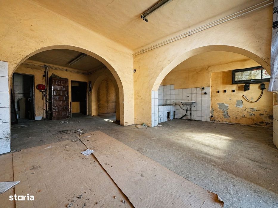 De închiriat  –  casă de locuit / spațiu comercial - IMOBIHOR