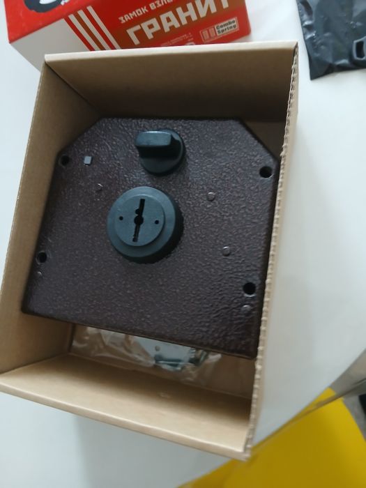 Замок фирмы Эльбор