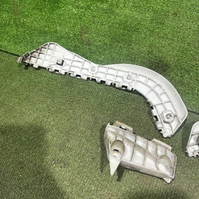 Здание Крепления Toyota Matrix