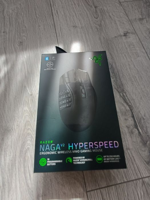 Mouse Naga V2 Hyperspeed