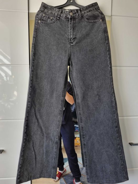 Женская одежда джинсы