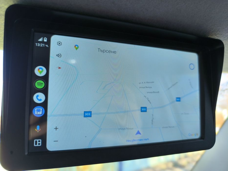 Мултимедия / Трансмитер таблет за кола