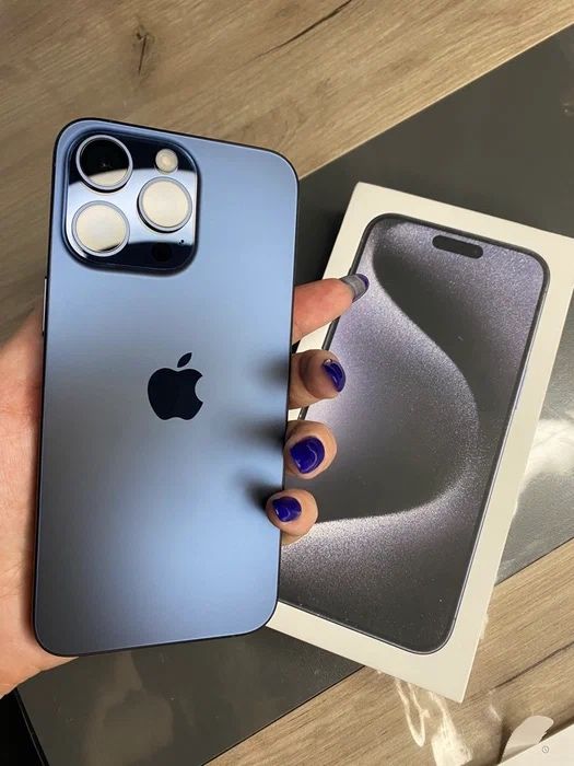 Iphone 15 pro max  512 гб продам