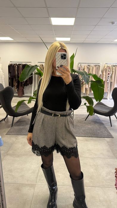 Уникално сако в сиво с дантела и колан