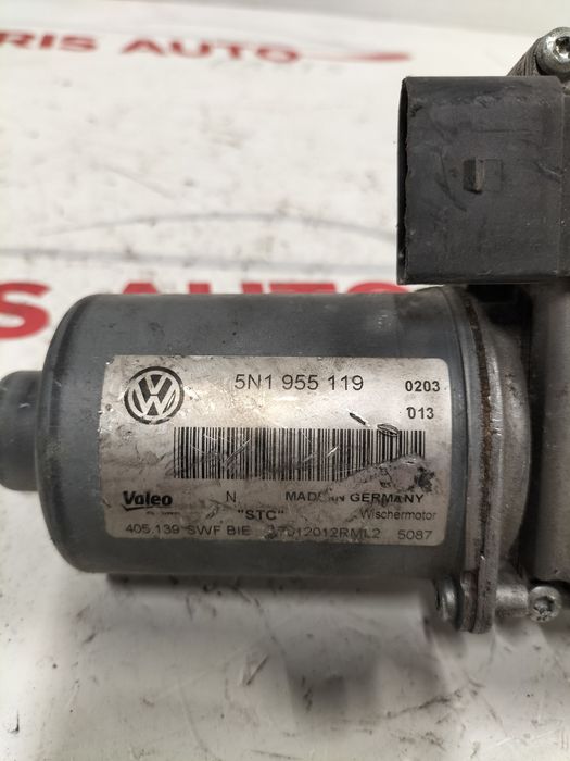 Моторче предни чистачки Volkswagen Tiguan 5N / Фолксваген Тигуан 2009г