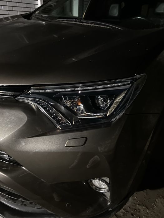 Полировка фар автомобиля