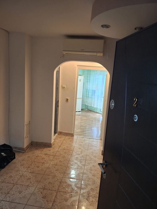 Apartament 2 camere etaj 1 decomandat