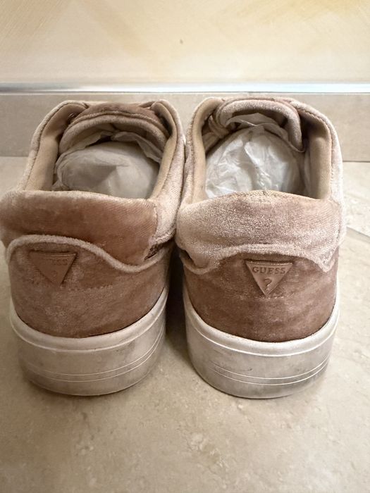 Дамски кецове Guess Calvin Klein