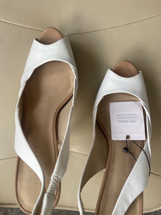 Pantofi -sandale noi zara nr 36, alb/ nude ,piele naturala, nu Musette