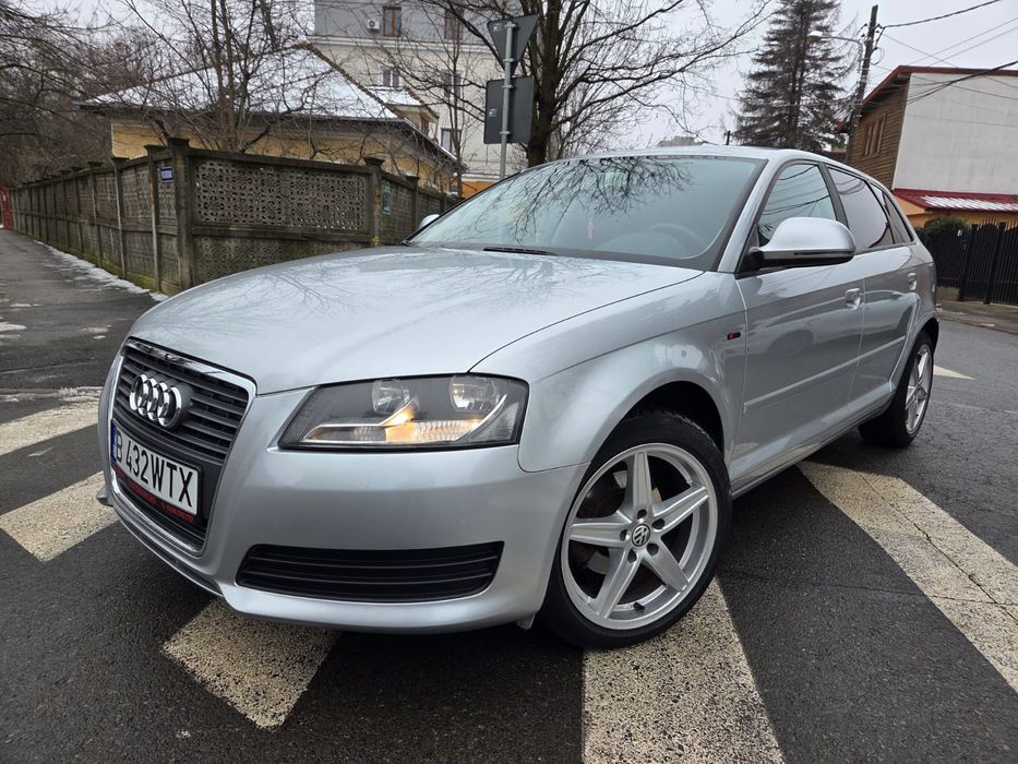 Audi a 3  1.6 benzina