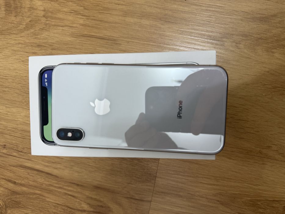 Iphone 10 / Iphone X 64 gb silver