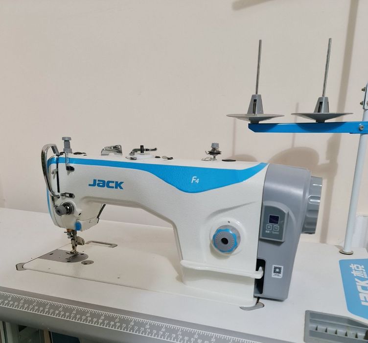 Шваейная машина Jack f5