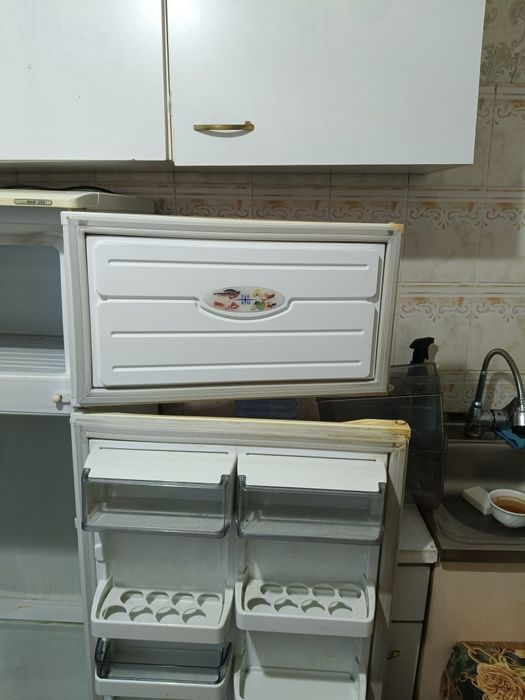 Холодильник холодильник