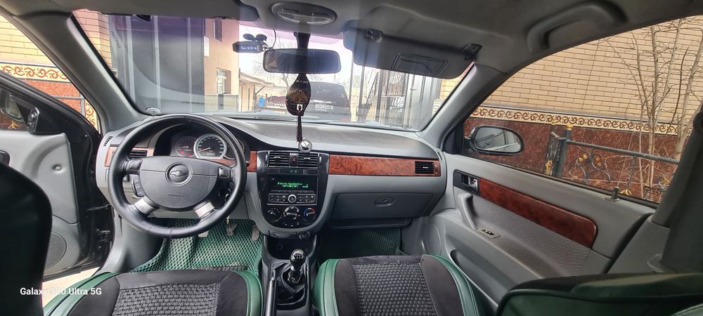 Lacetti 2011 SIROCHNA