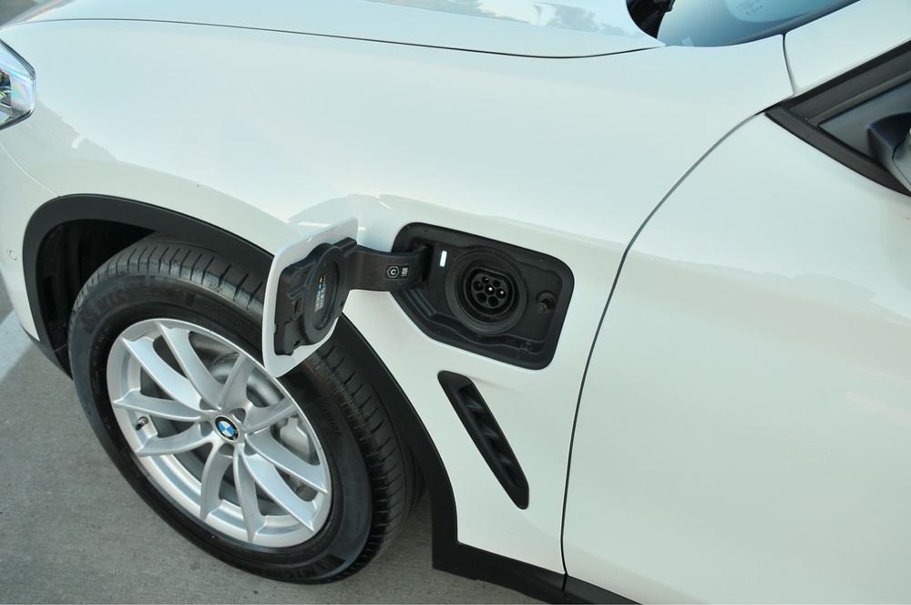 Bmw X3, plug in hybrid, TVA deduct. leasing/credit