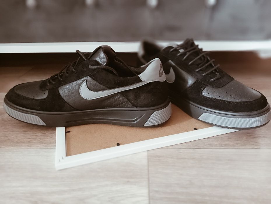 Продается кроссовки/кеды Nike