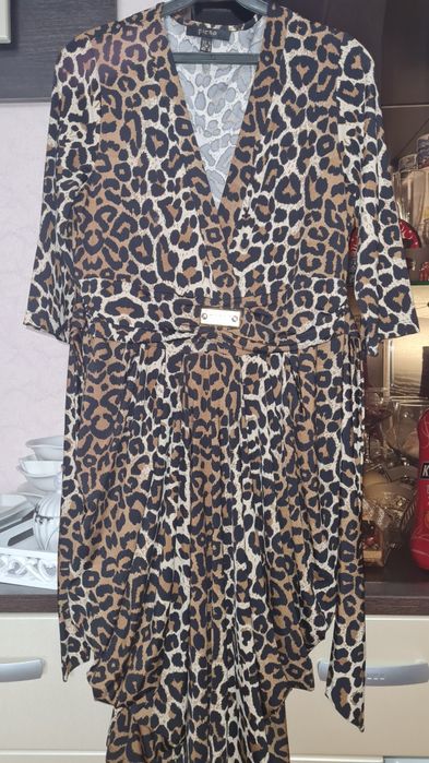 Продам красивые платья