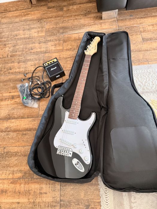 Chitară electrică Harley Benton + amplificator Marshall + husă Thomann + accesorii