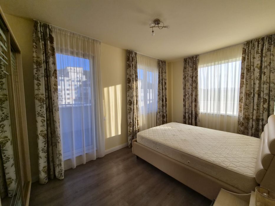 Apartament de inchiriat