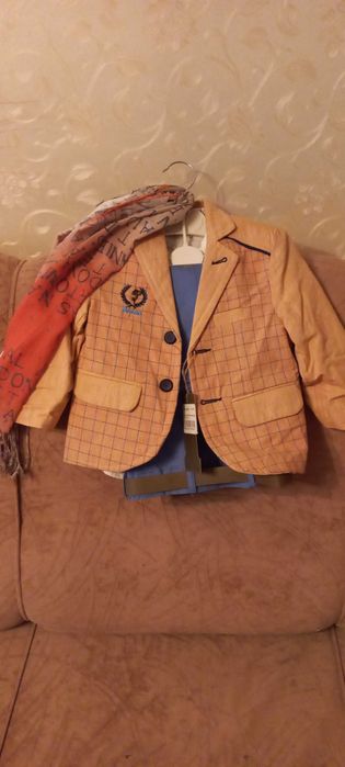 Продам детский костюм для мальчика