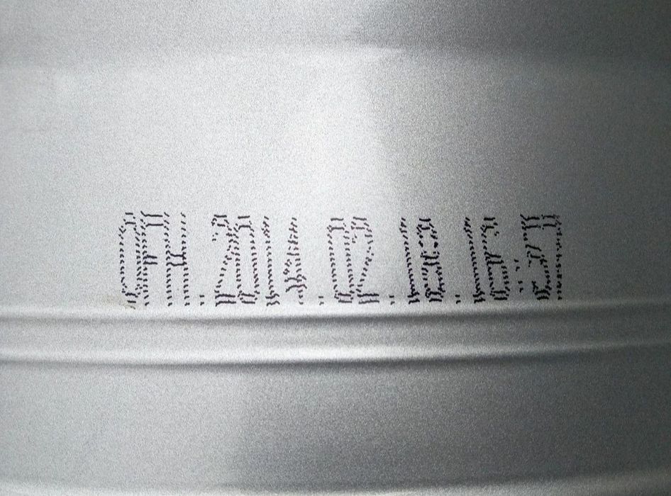 16/5/112-АУДИ-А 1,Q 3 перфектни