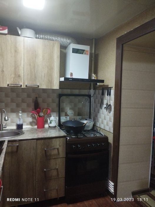 Продается 2 комнатная  квартира