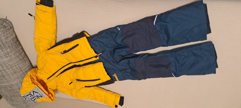 Costum zapada ski