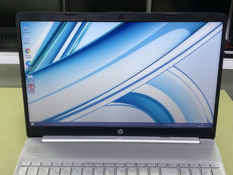 HP Laptop i3-10110U/8RAM/SSD128/FullHD - ноутбук для учебы и работы